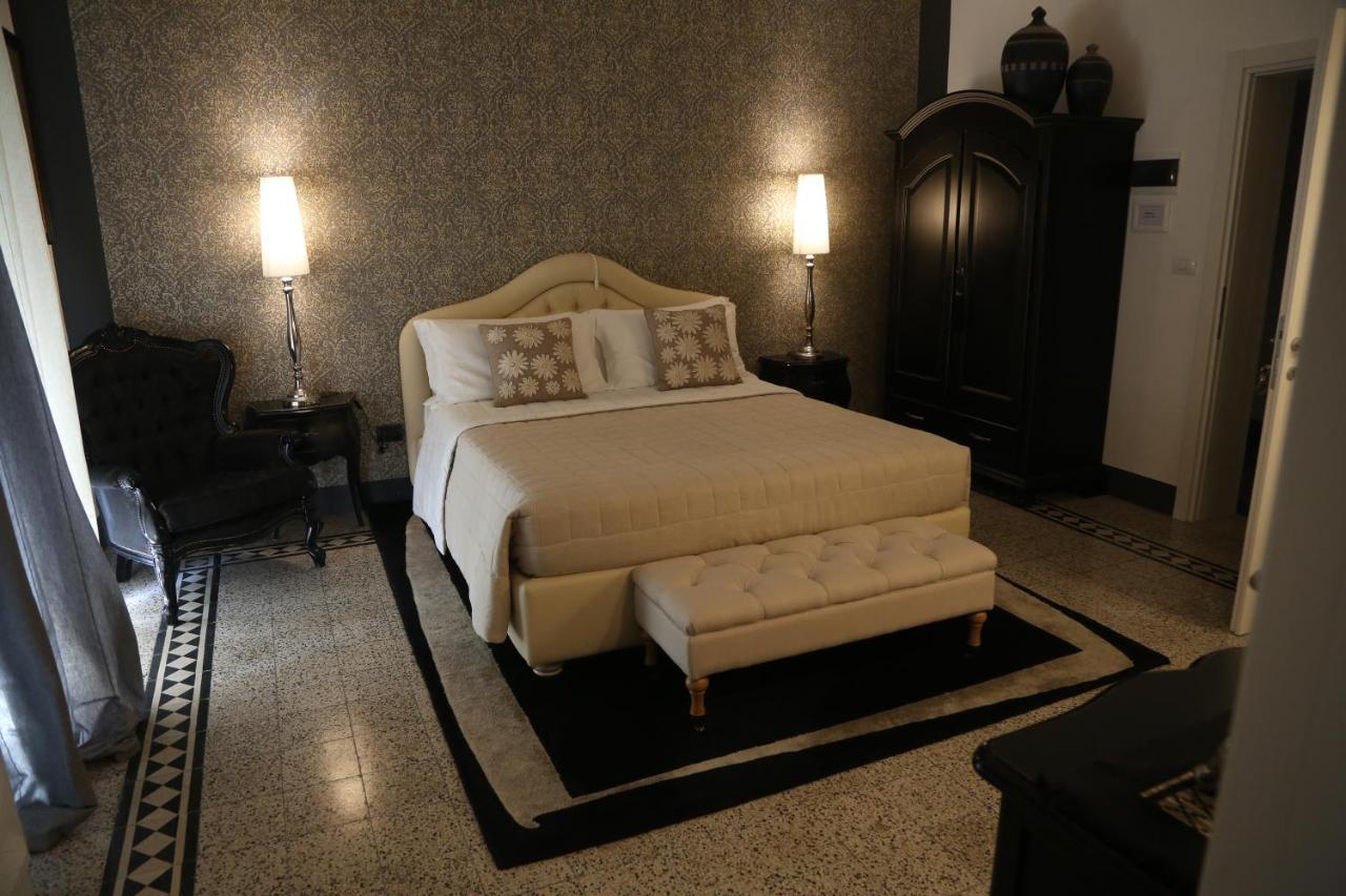 Bed and Breakfast Palazzo Bignami Lecce Exteriér fotografie